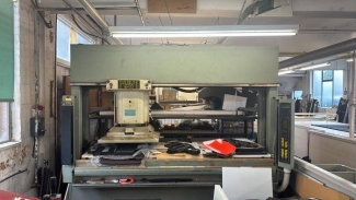 I6-CUT115 :  1 x MAV1 Travelling Head Press, 1989